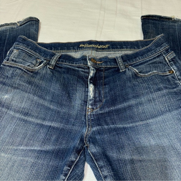 Old Navy Flare Leg Distressed Jeans Size 8 - Picture 6 of 7
